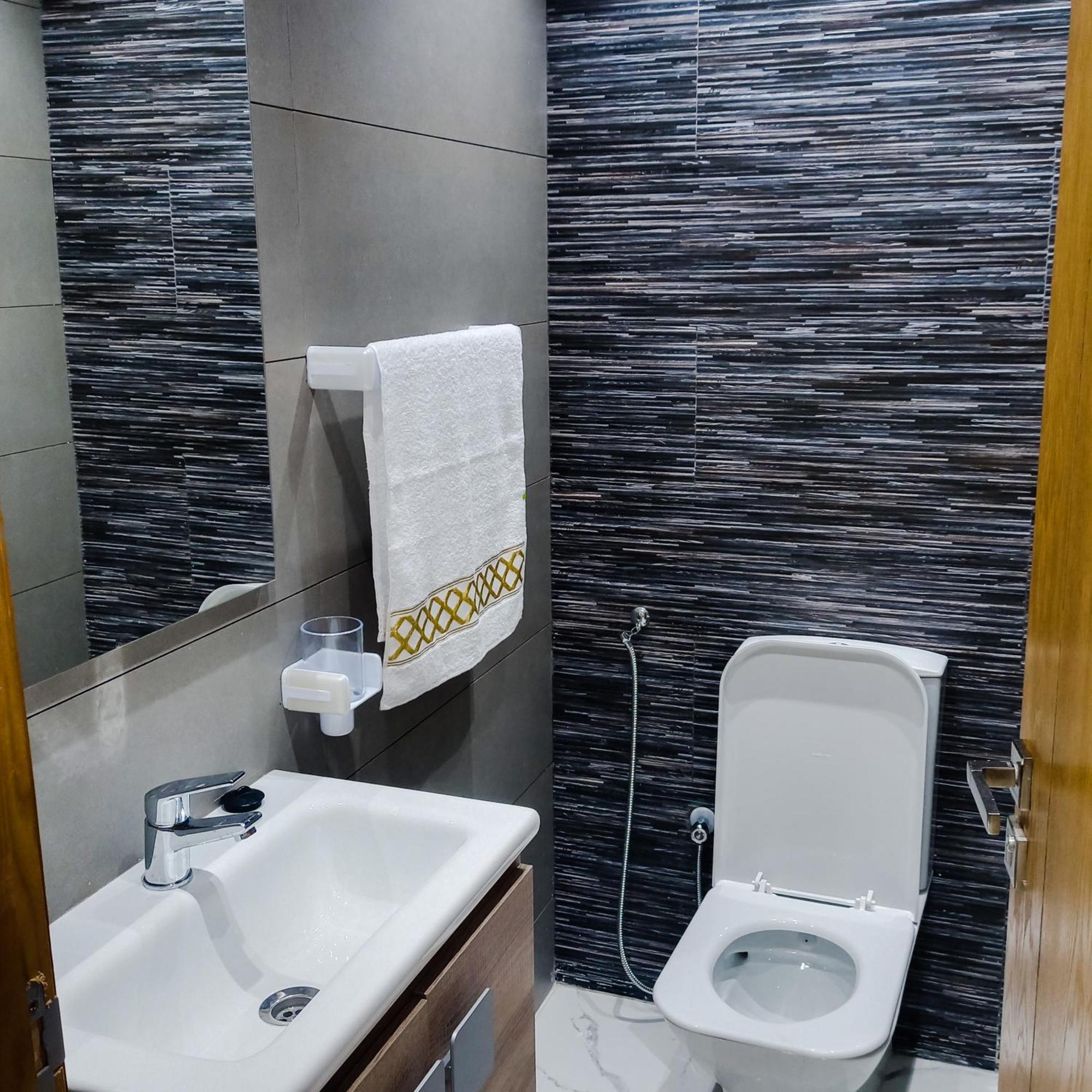 Super Apartement Totalement Neuf Et Climatise A Cote Du Centre Commercial Marjane M2 Танжер Екстериор снимка